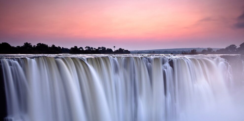 Victoria Falls Safari